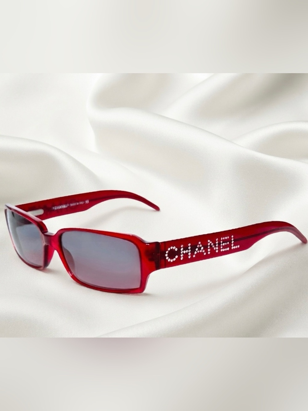 Like New CHANEL Red Rectangular Sunglasses with Crystal Logo Temples #075